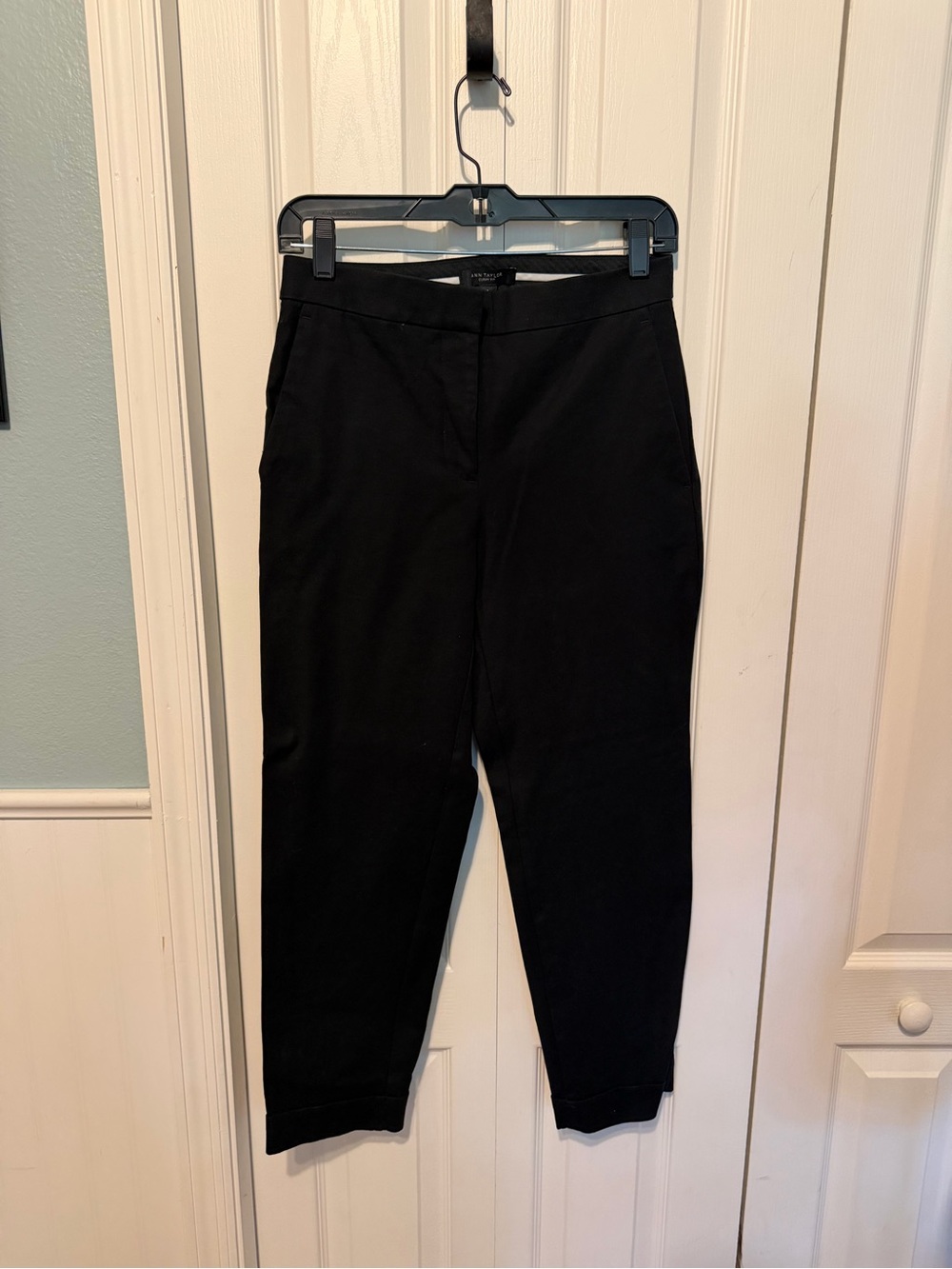 Black Women's Tailored Ankle Pants